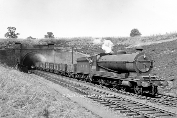 Click for full size image in a pop-up window. Use 'X' to close