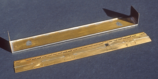 Click for full size image in a pop-up window. Use 'X' to close