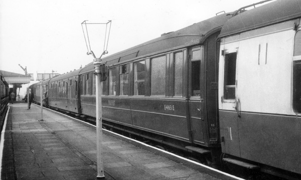 Click for full size image in a pop-up window. Use 'X' to close