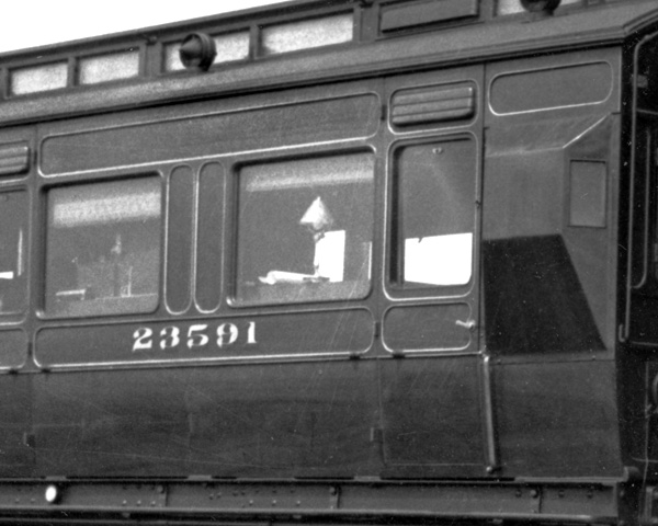 Click for full size image in a pop-up window. Use 'X' to close