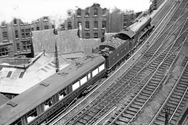 Click for full size image in a pop-up window. Use 'X' to close