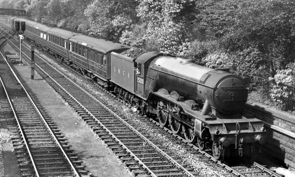 Click for full size image in a pop-up window. Use 'X' to close