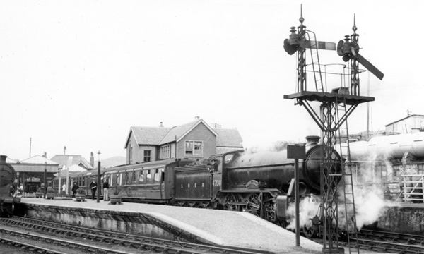 Click for full size image in a pop-up window. Use 'X' to close