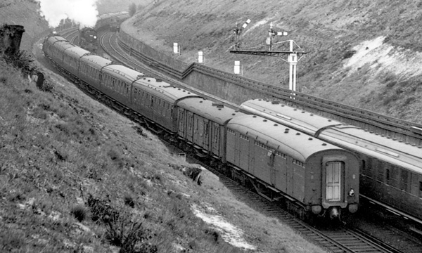 Click for full size image in a pop-up window. Use 'X' to close